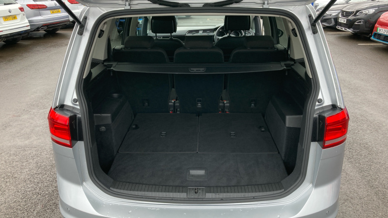 Volkswagen Touran 1.5 TSI EVO SEL 5dr DSG Petrol Estate